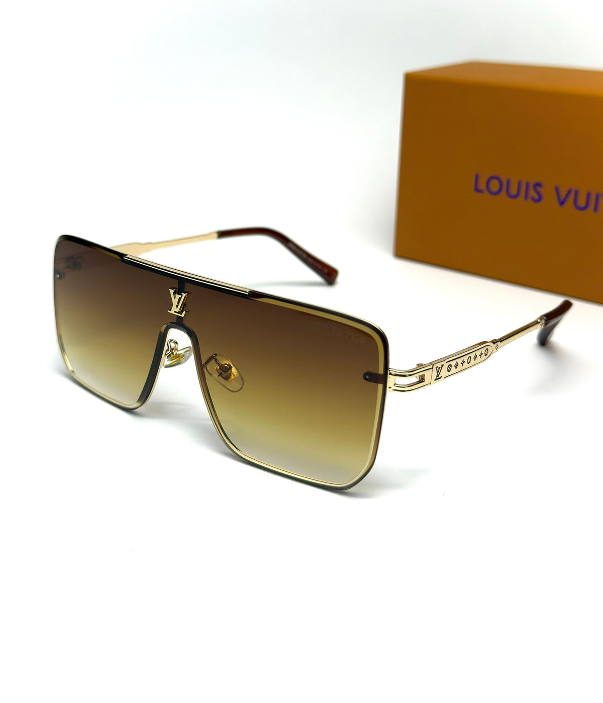 LUIS VUITTON