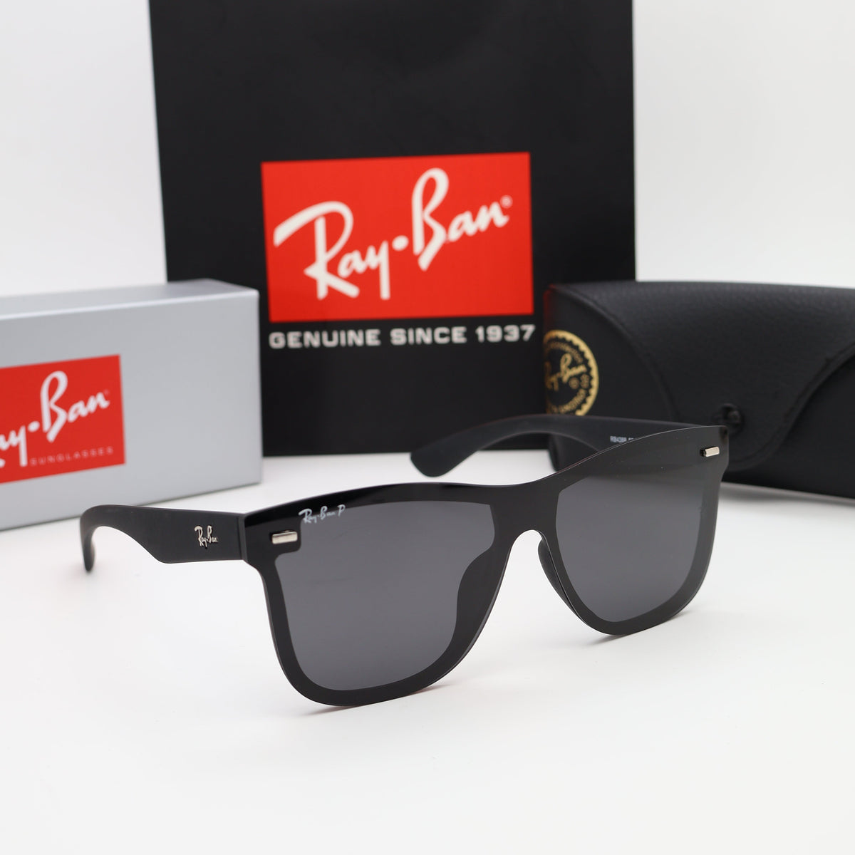 Ray-Ban - RB4388 Size: 55
