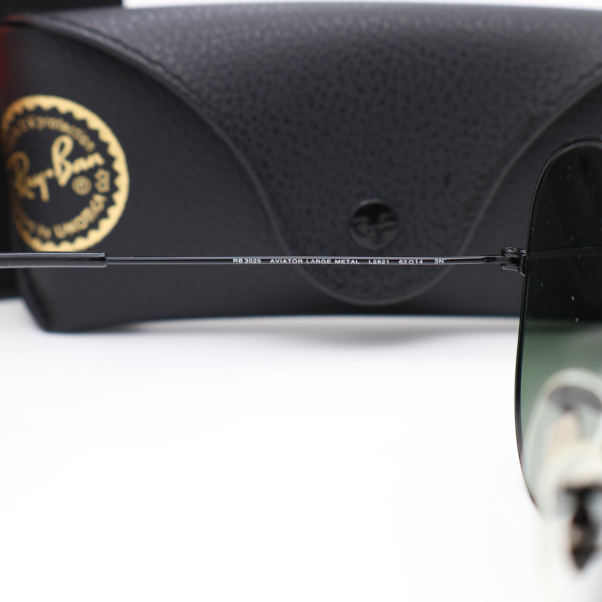 Ray-Ban - RB3025 Size: 62