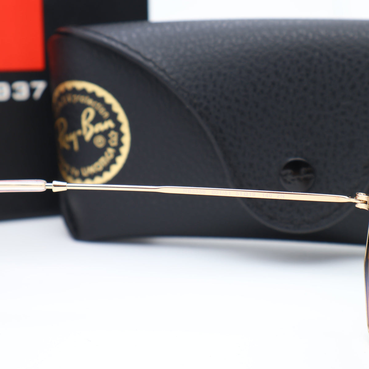 Ray-Ban - RB3556 Size: 51