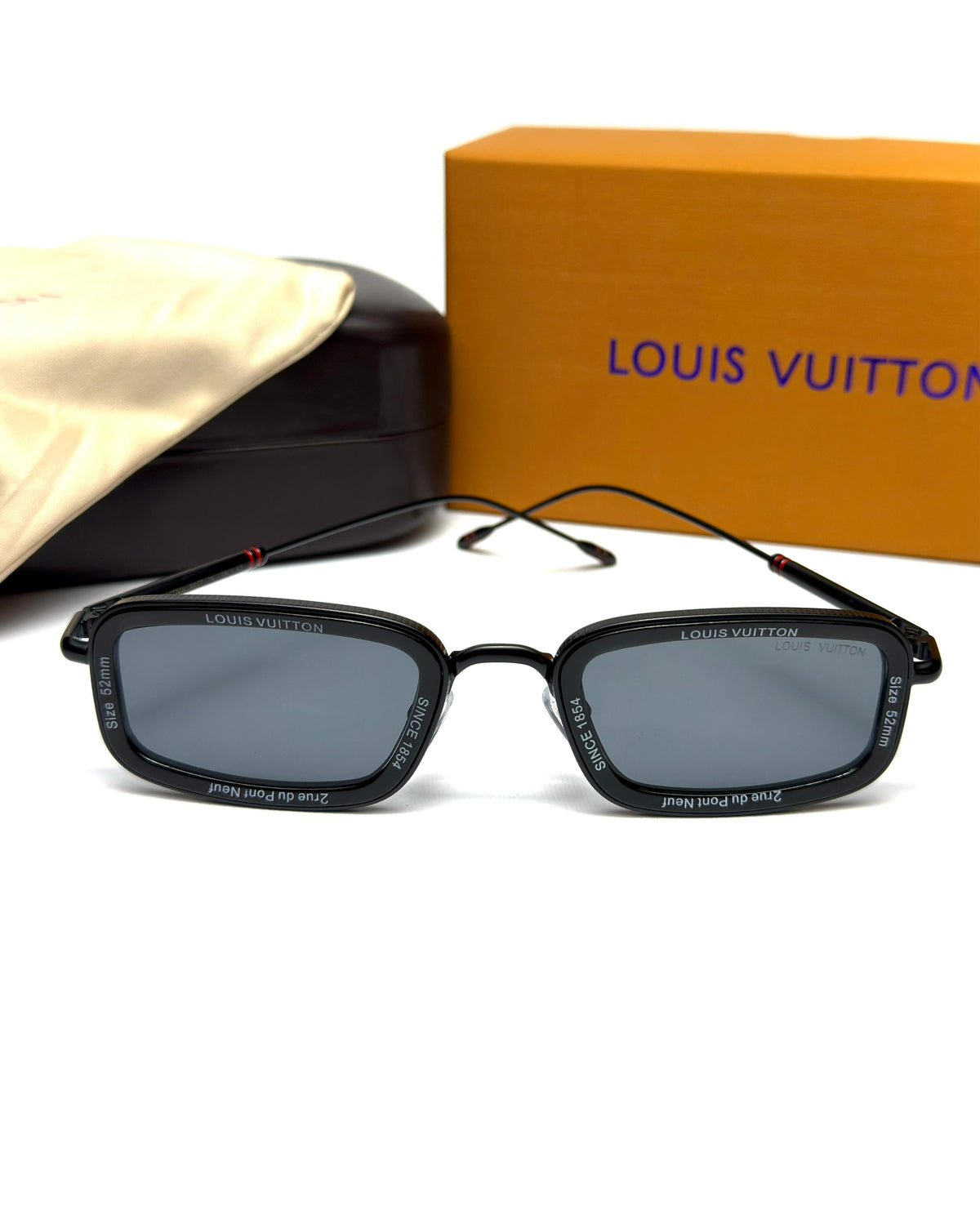 LUIS VUITTON