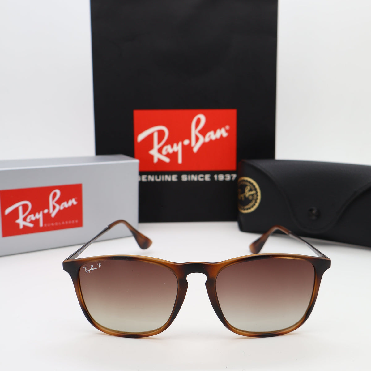 Ray-Ban - RB4187 Size: 54