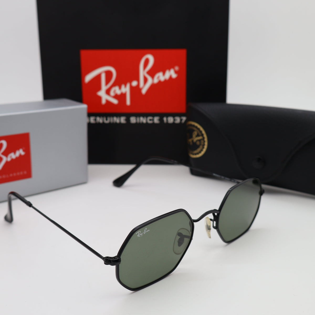 Ray-Ban - RB3556-N Size: 53