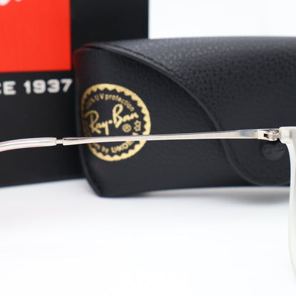 Ray-Ban - RB4348D Size: 54