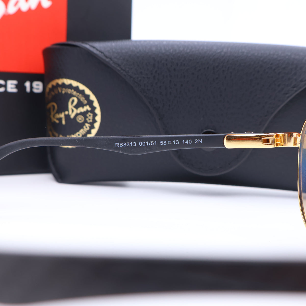 Ray-Ban - RB8313 Size: 58