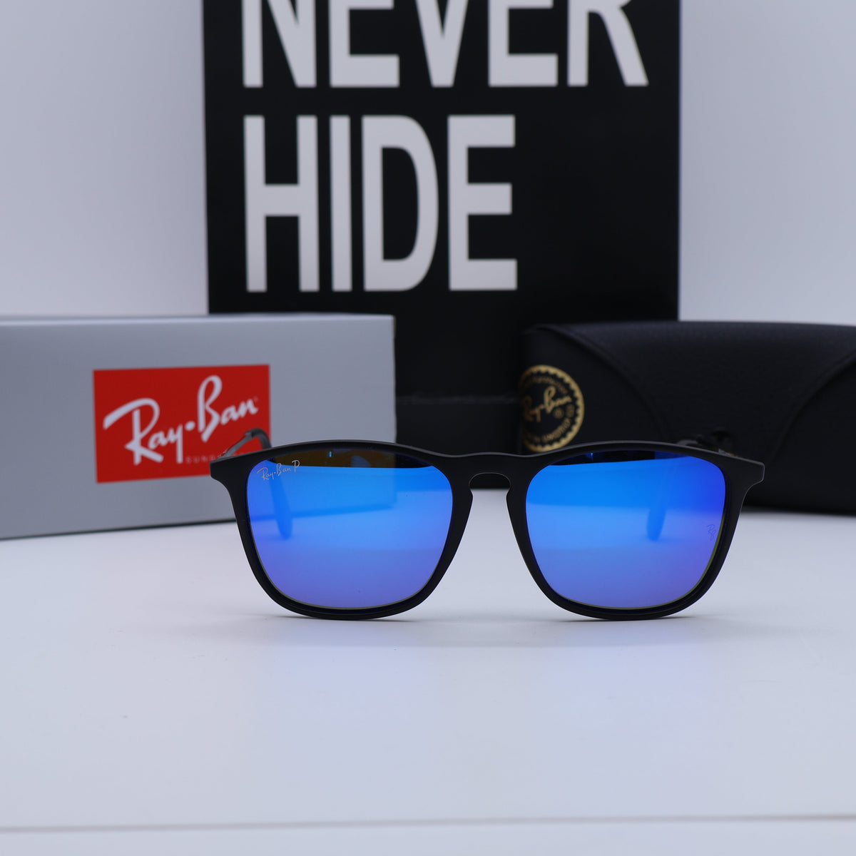 Ray-Ban - RB4187 Size: 54